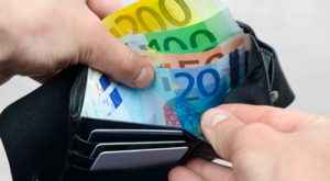 El euro se mantiene contenido tras el IPC y centra la atención en los datos de empleo